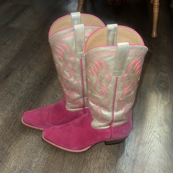 Macie Dean Pink Boots ✨ - Picture 5 of 7